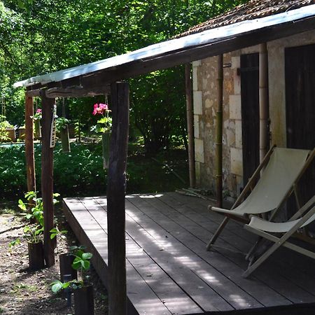 Les Bruyeres B&B Montbron Екстериор снимка