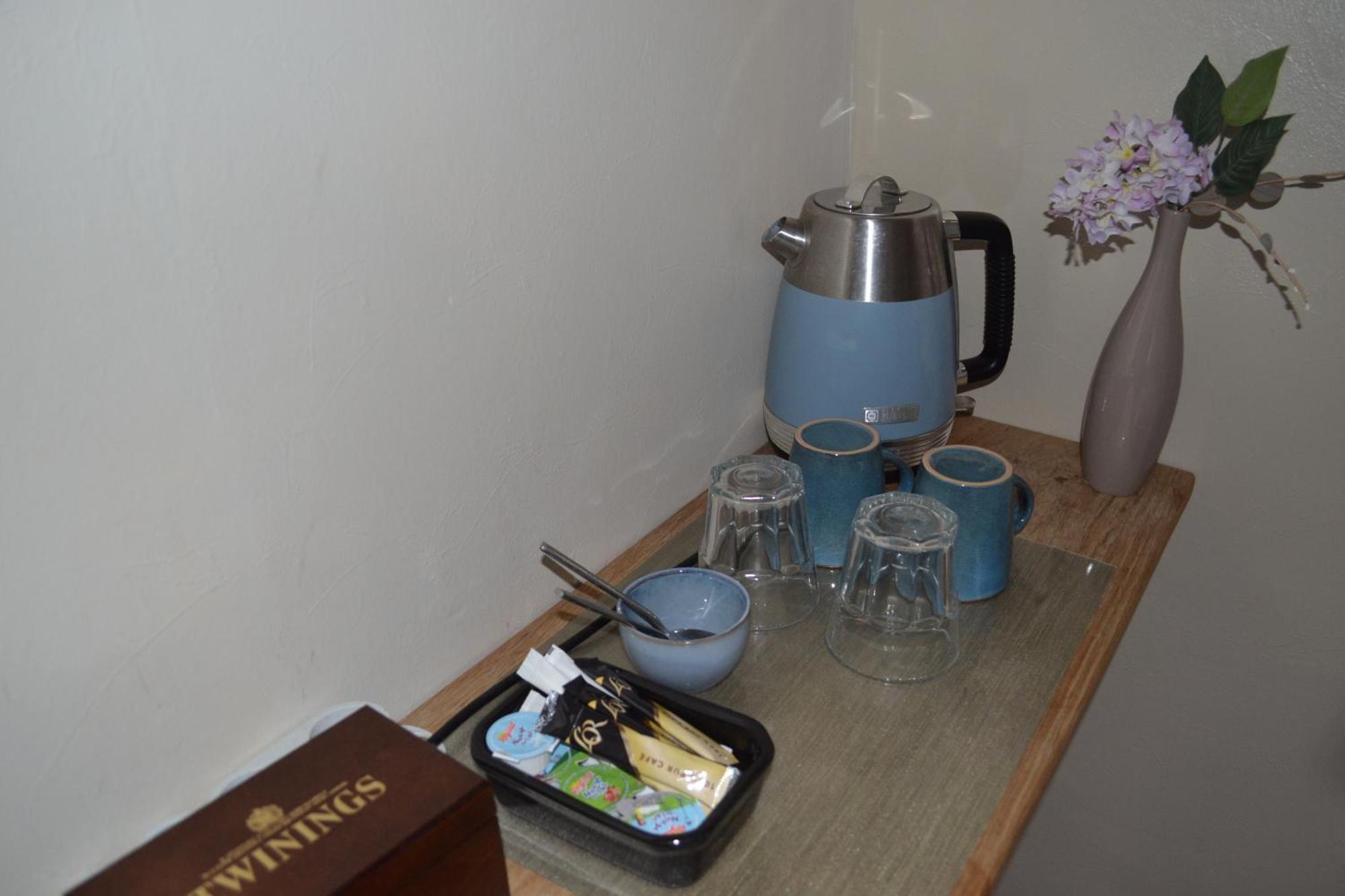 Les Bruyeres B&B Montbron Екстериор снимка